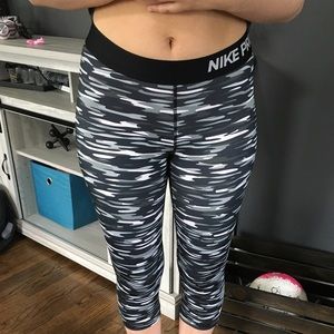 Nike Pro camo style leggings